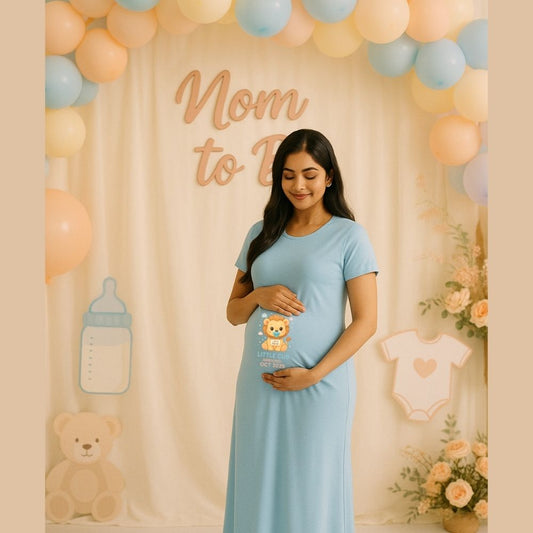 Pastelblue dress with a Little Cub Arriving Print