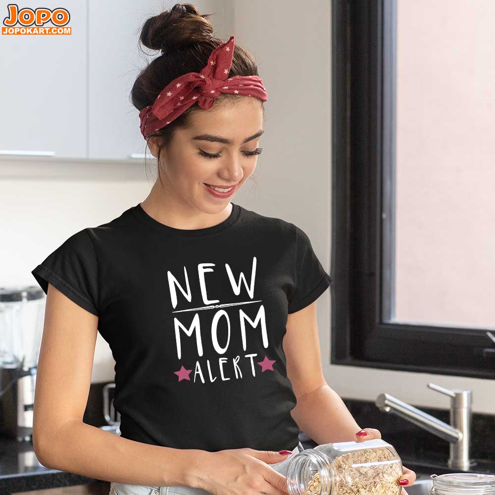 jopo New mom alert women tshirt celebration mode black